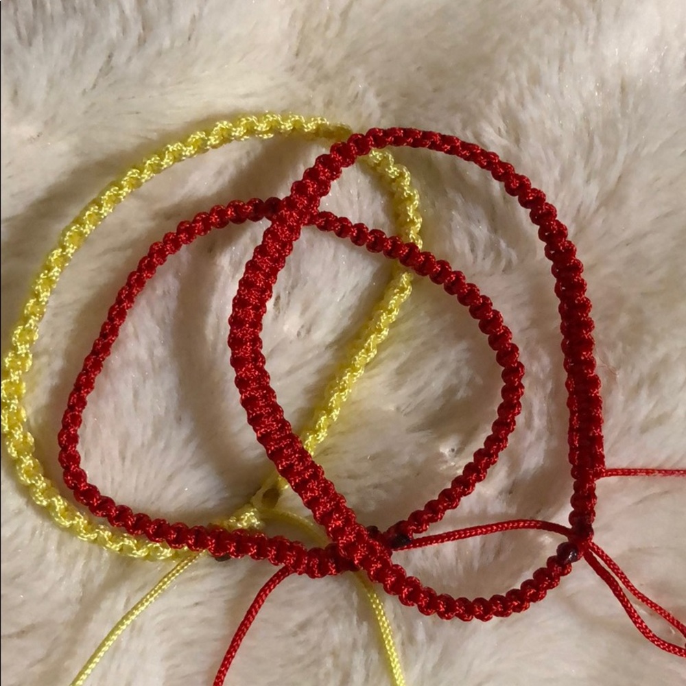 Macrame bracelets - Picture 3 of 3